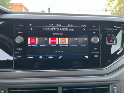 Volkswagen Taigo 1.0 tsi R-Line 115cv (15)