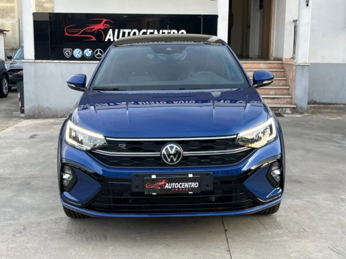 Volkswagen Taigo 1.0 tsi R-Line 115cv (2)