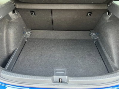 Volkswagen Taigo 1.0 tsi R-Line 115cv (7)