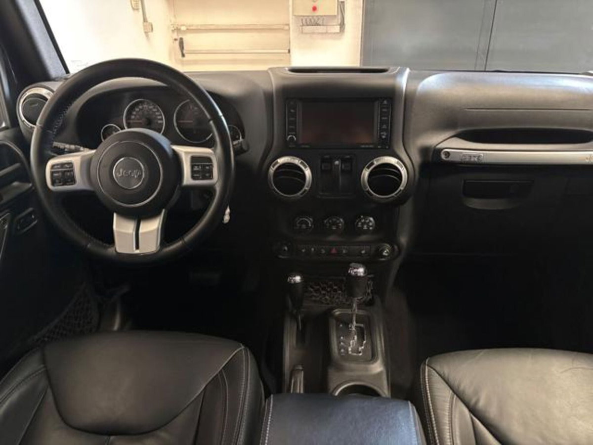Jeep Wrangler Unlimited 2.8 CRD DPF JK Edition Auto (11)
