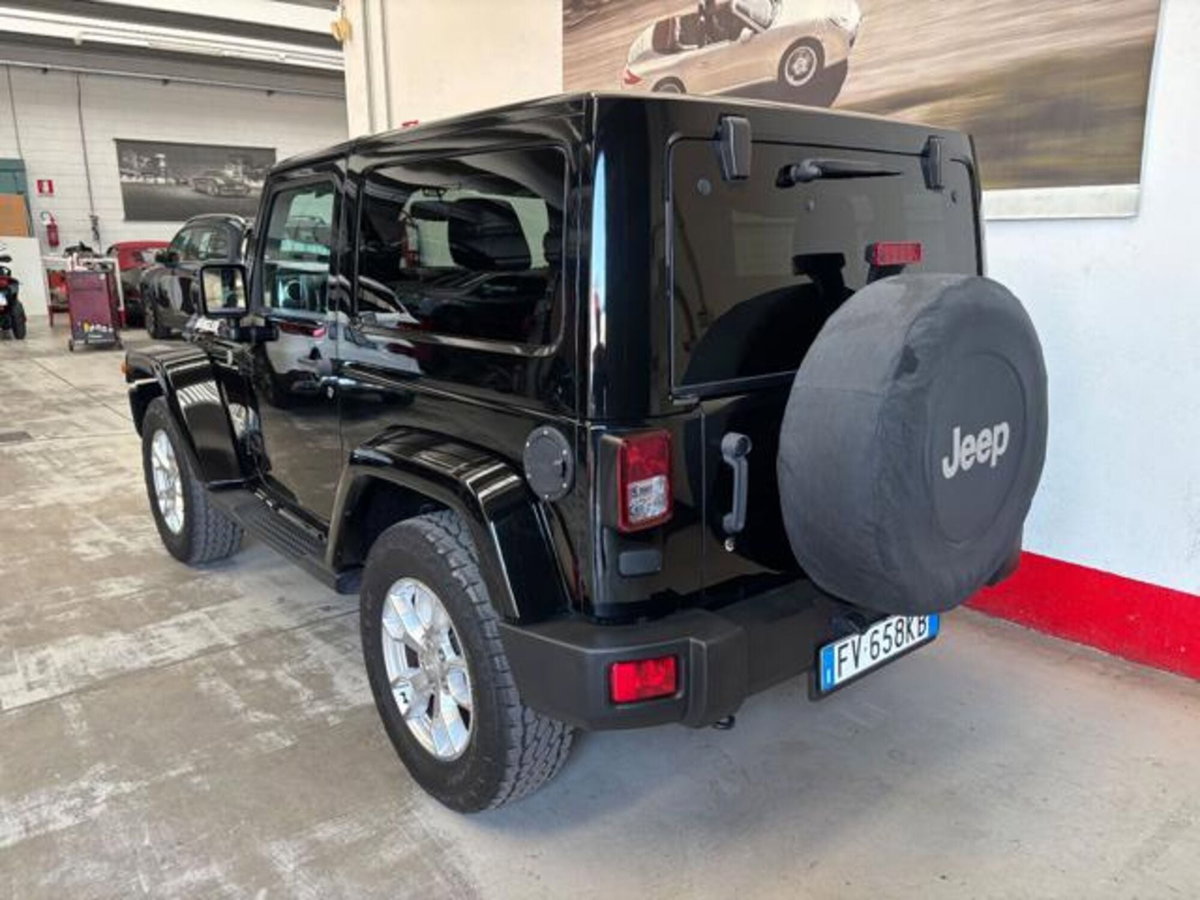 Jeep Wrangler Unlimited 2.8 CRD DPF JK Edition Auto (4)