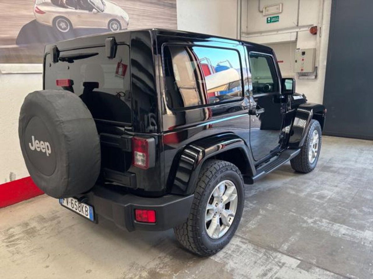 Jeep Wrangler Unlimited 2.8 CRD DPF JK Edition Auto (9)