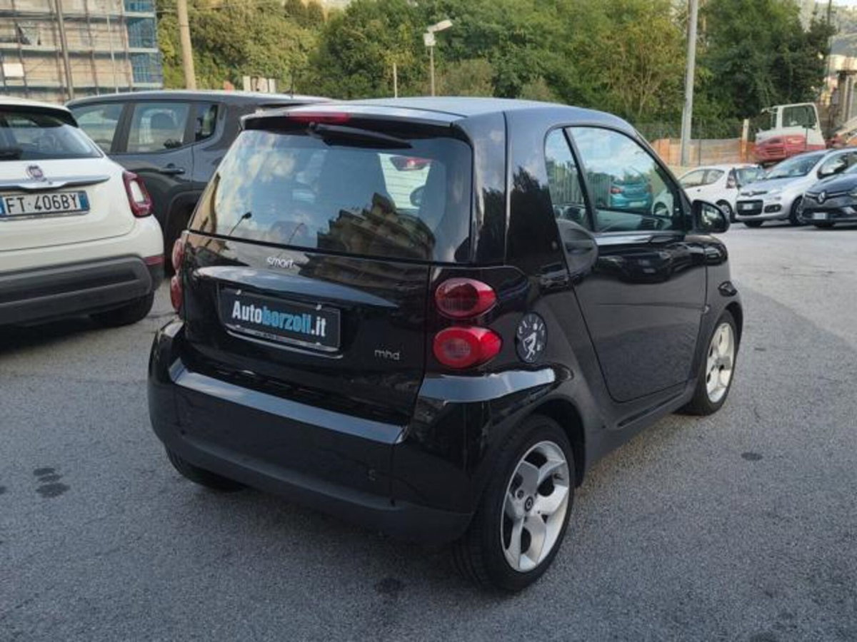 smart Fortwo 1000 52 kW MHD coupé pure (20)