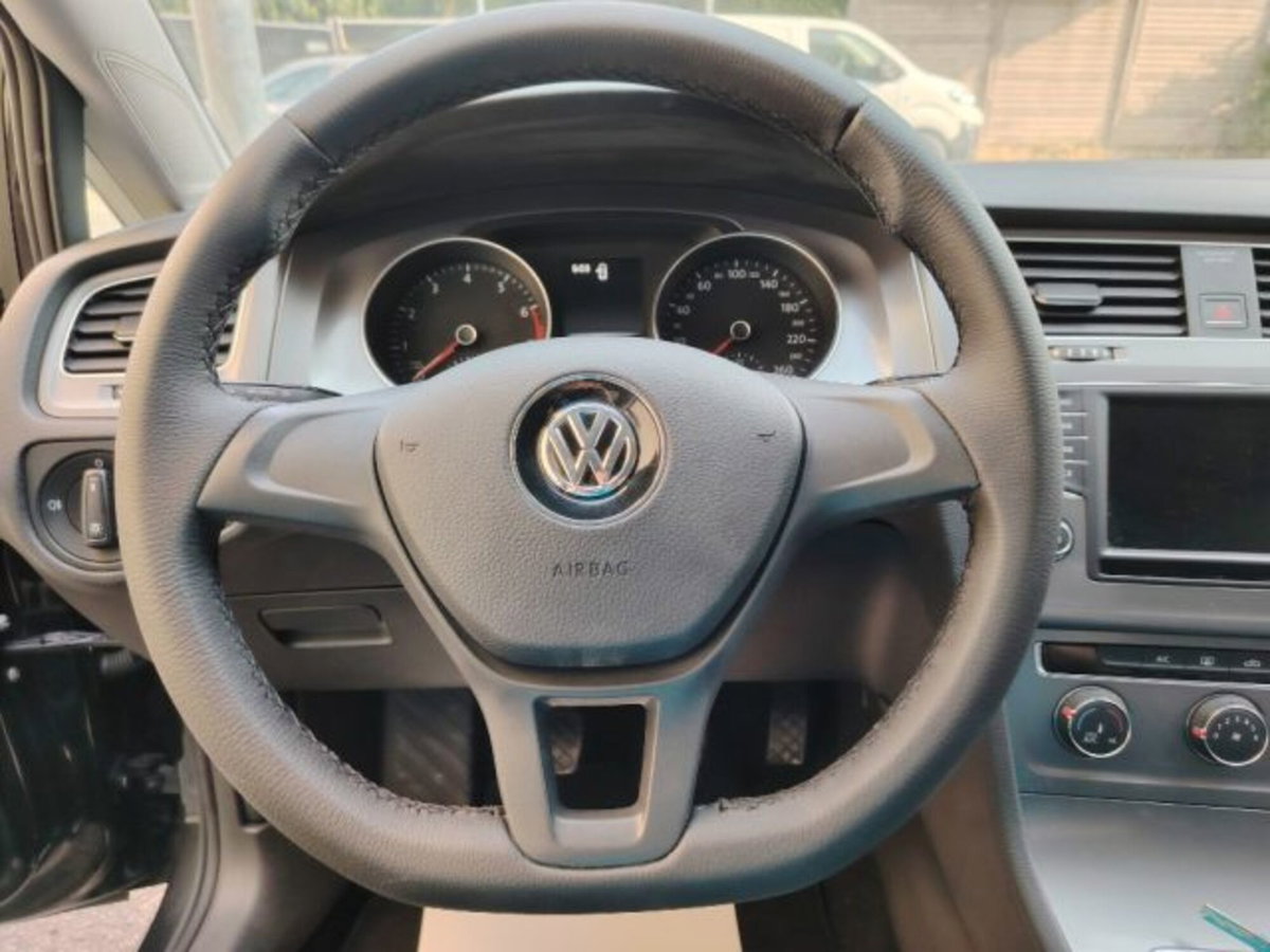 Volkswagen Golf 1.2 TSI 85 CV 5p. Trendline BlueMotion Technology (20)