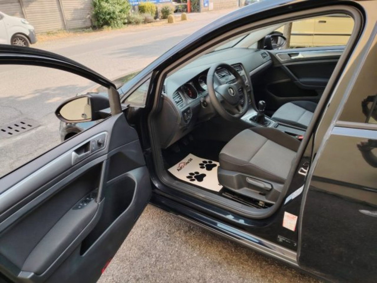 Volkswagen Golf 1.2 TSI 85 CV 5p. Trendline BlueMotion Technology (9)