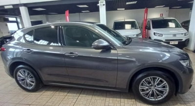 Alfa Romeo Stelvio Stelvio 2.2 Turbodiesel 160 CV AT8 RWD Super Business (2)