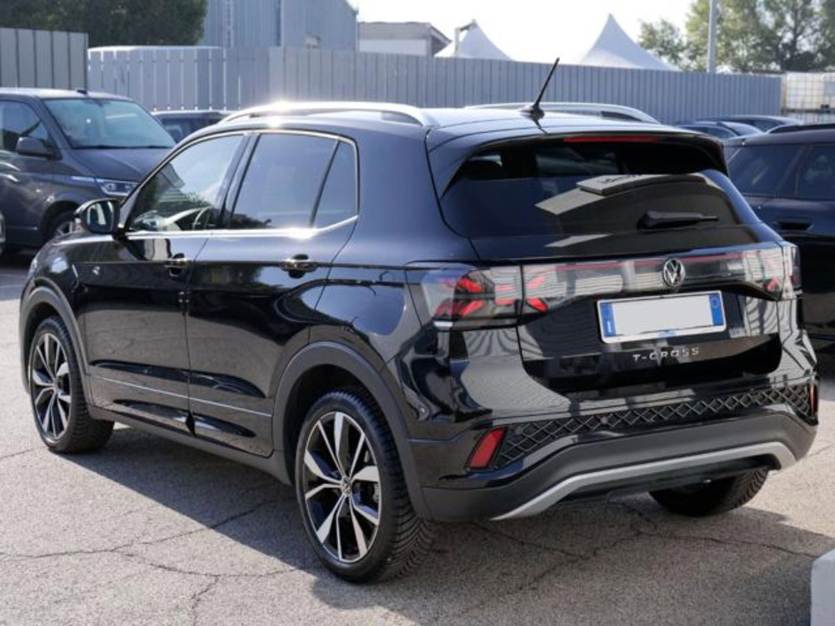 Volkswagen T-Cross 1.0 tsi R-Line 115cv dsg (3)