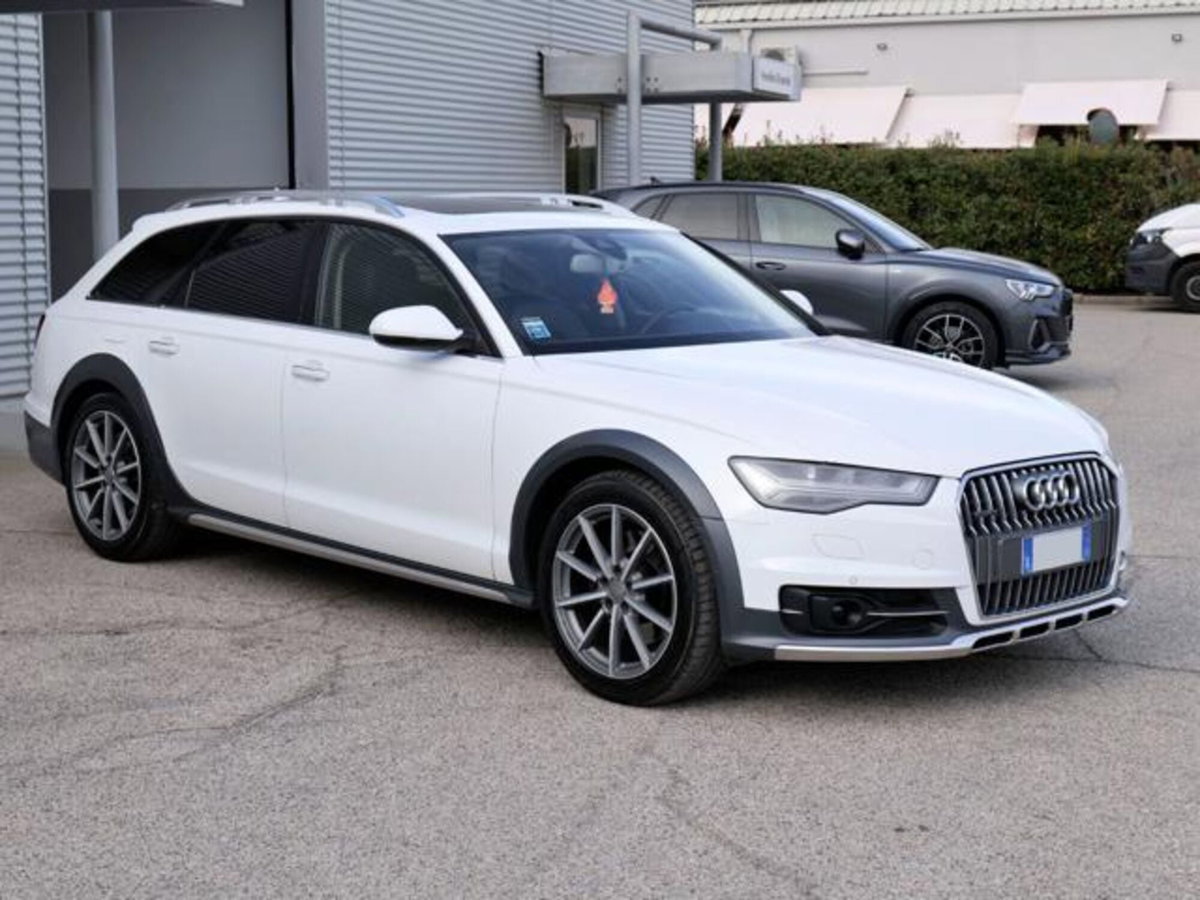 Audi A6 Allroad 3.0 TDI 218 CV S tronic Business Plus (4)