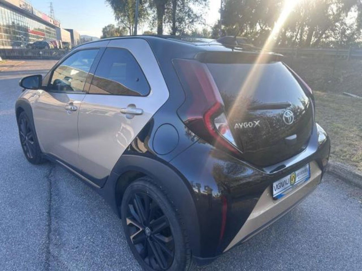 Toyota Aygo X 1.0 VVT-i 72 CV 5 porte Limited Air (6)