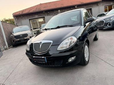 Lancia Ypsilon 16V Oro usata