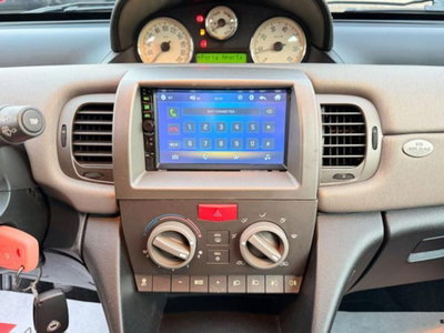 Lancia Ypsilon 16V Oro (5)