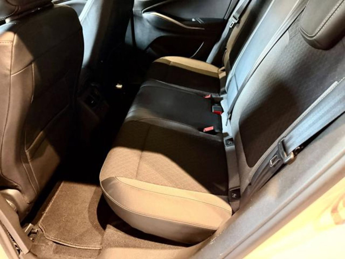 Opel Grandland X 1.5 diesel Ecotec Start&Stop Innovation (8)
