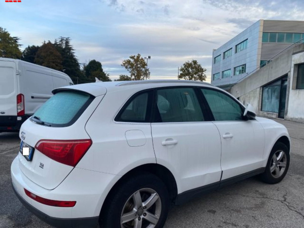 Audi Q5 2.0 TDI 170 CV quattro S tronic (4)