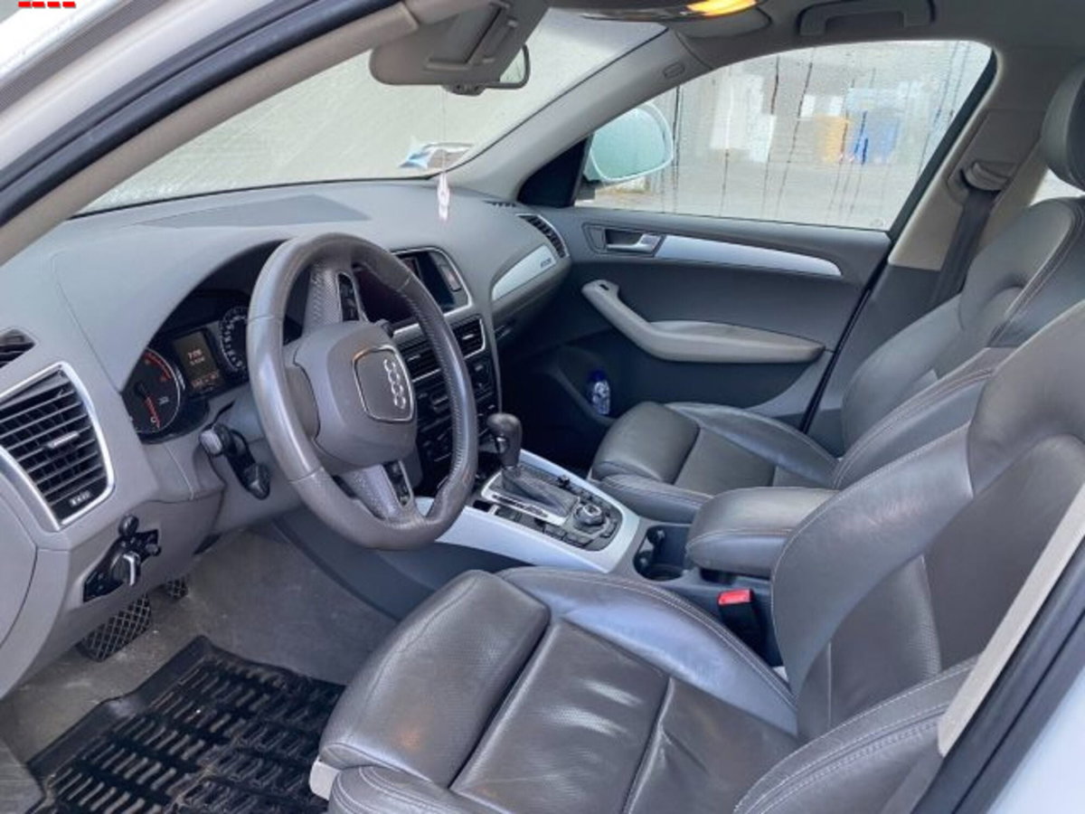 Audi Q5 2.0 TDI 170 CV quattro S tronic (6)