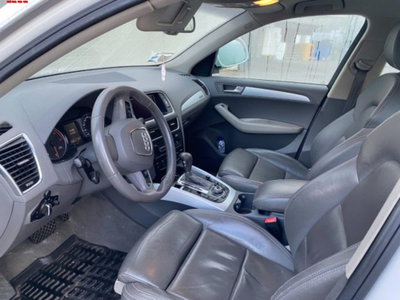 Audi Q5 2.0 TDI 170 CV quattro S tronic (6)
