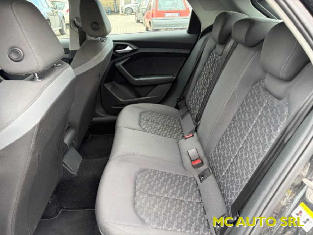 Audi A1 Sportback 30 TFSI S tronic Admired (8)
