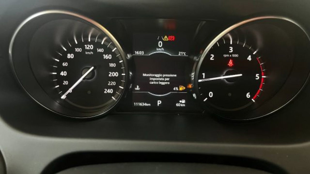 Land Rover Discovery Sport 2.0D I4-L.Flw 150 CV AWD Auto (10)
