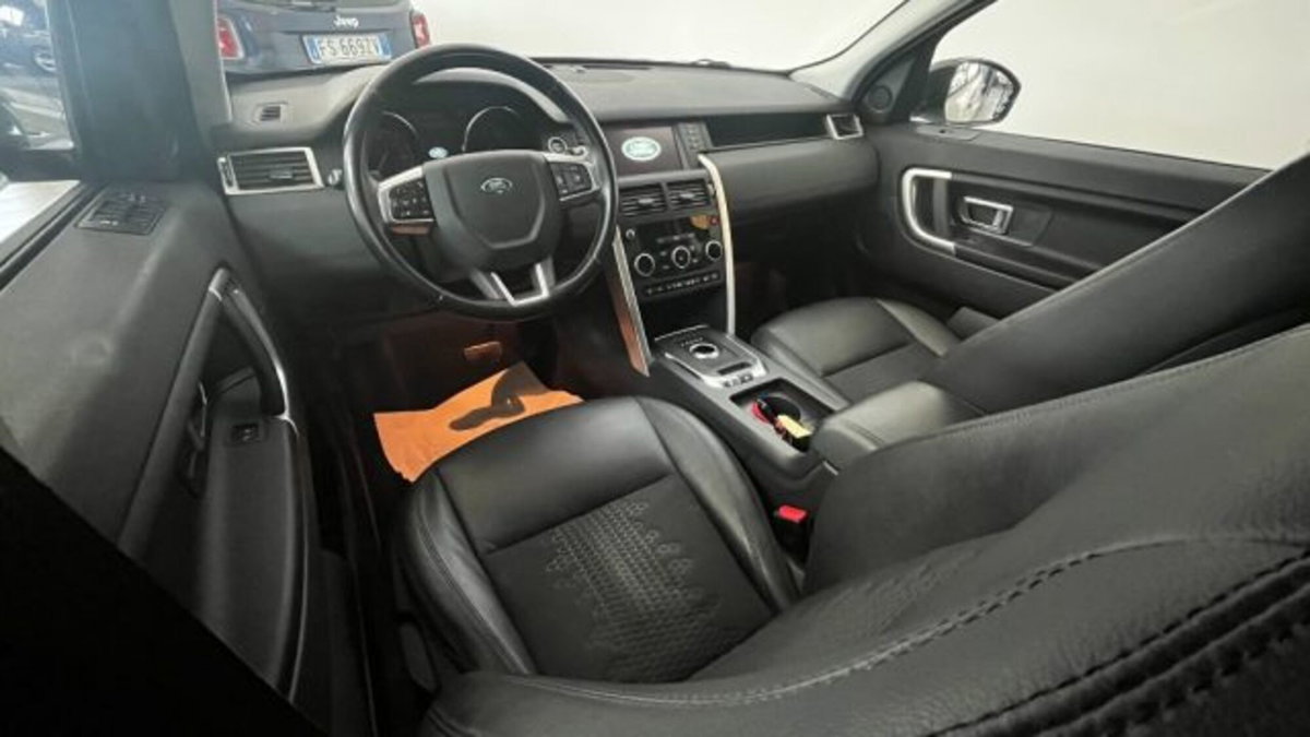 Land Rover Discovery Sport 2.0D I4-L.Flw 150 CV AWD Auto (7)