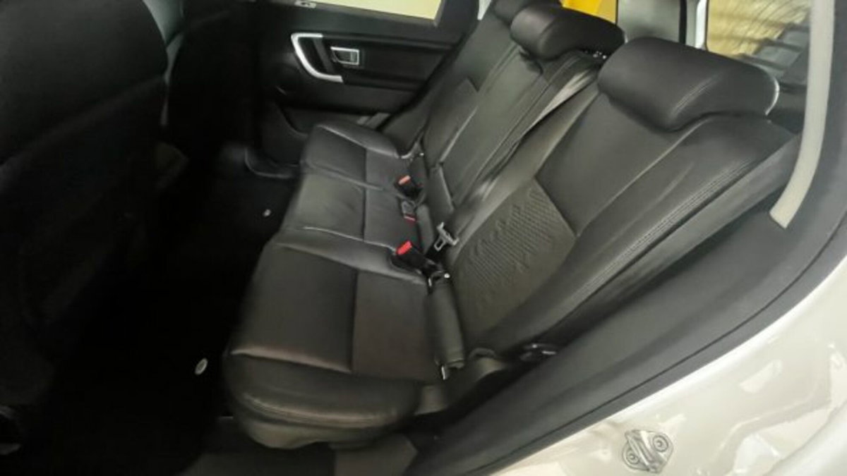 Land Rover Discovery Sport 2.0D I4-L.Flw 150 CV AWD Auto (8)