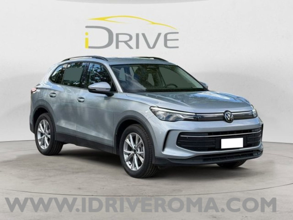 Volkswagen Tiguan Allspace 2.0 tdi R-Line 150cv dsg (3)