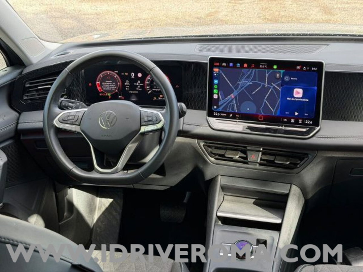 Volkswagen Tiguan Allspace 2.0 tdi R-Line 150cv dsg (6)