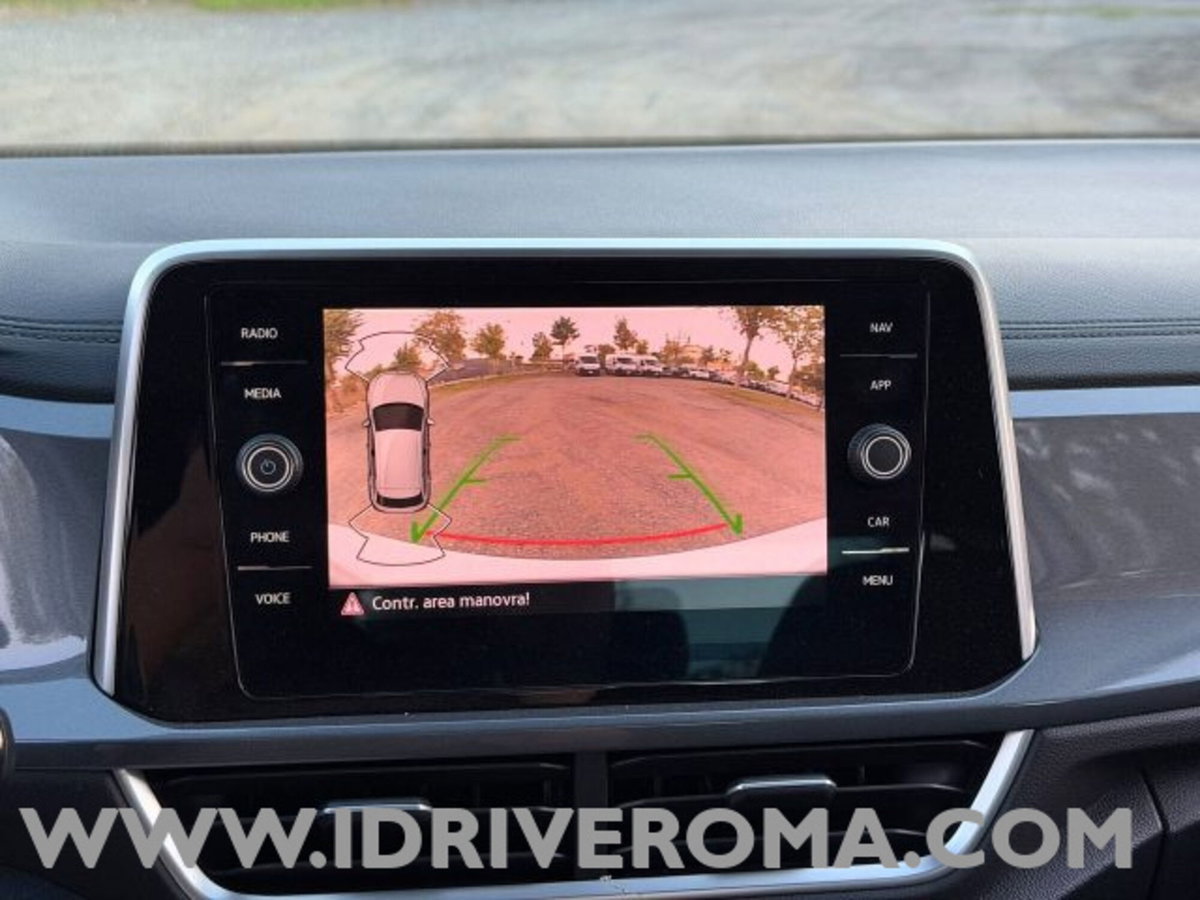 Volkswagen T-Roc 1.0 TSI Style (11)