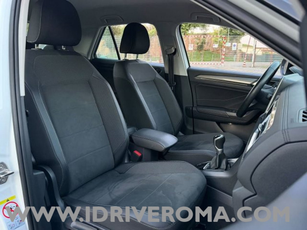 Volkswagen T-Roc 1.0 TSI Style (7)