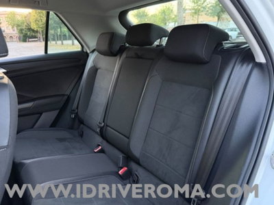Volkswagen T-Roc 1.0 TSI Style (8)