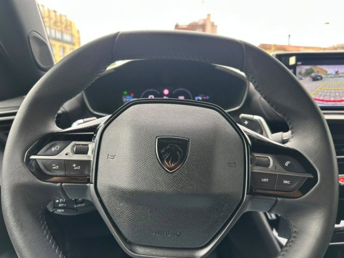 Peugeot 2008 PureTech 130 S&S EAT8 Allure Pack (13)