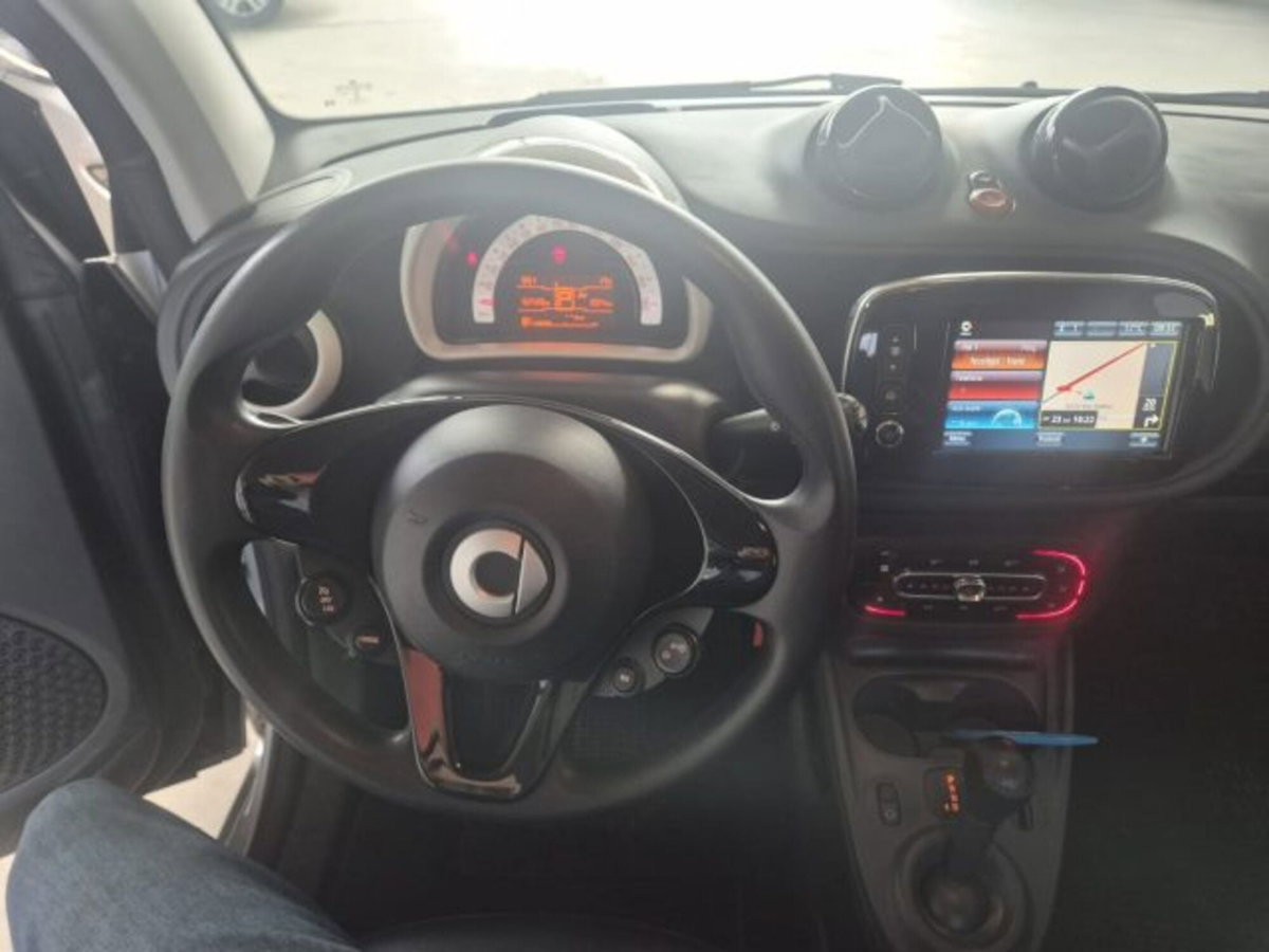 smart Fortwo 70 1.0 twinamic BRABUS Style (10)