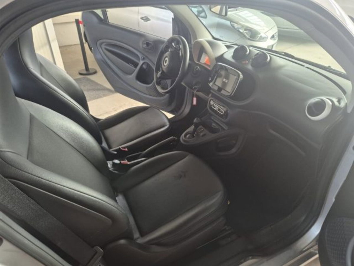 smart Fortwo 70 1.0 twinamic BRABUS Style (16)