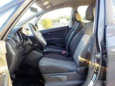 Kia Venga 1.4 EcoGPL Active (16)