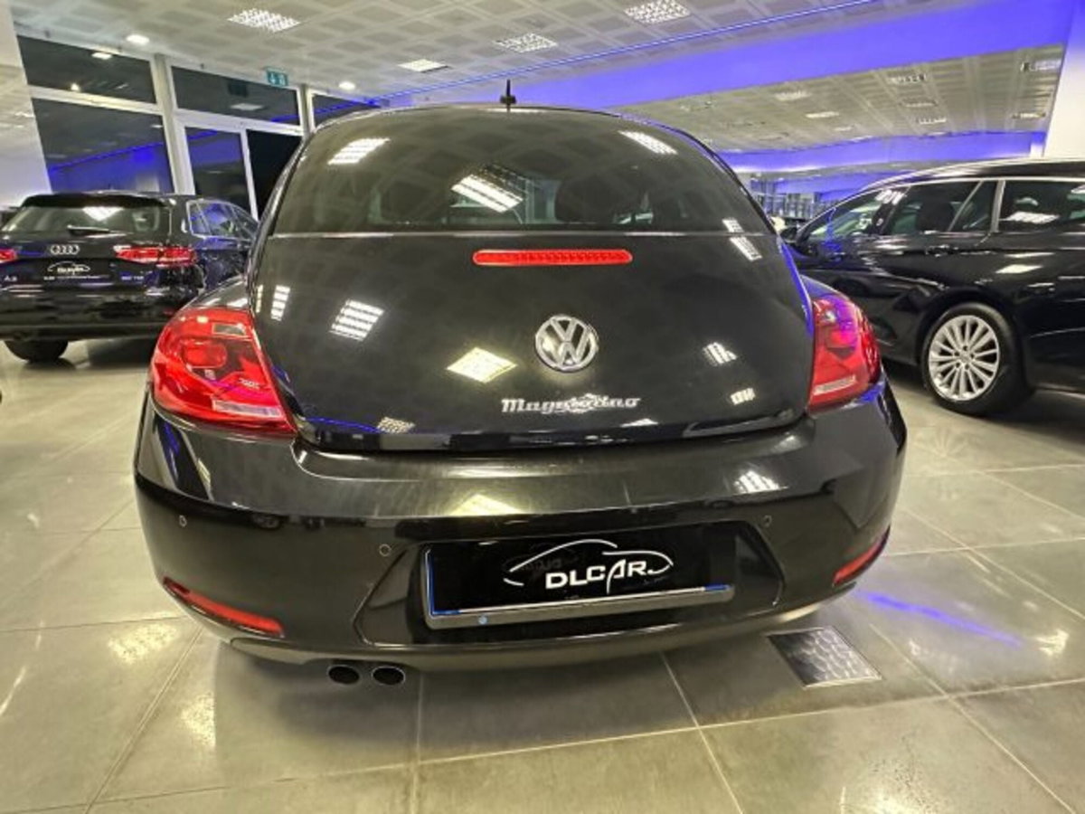 Volkswagen Maggiolino 2.0 TDI Sport (7)