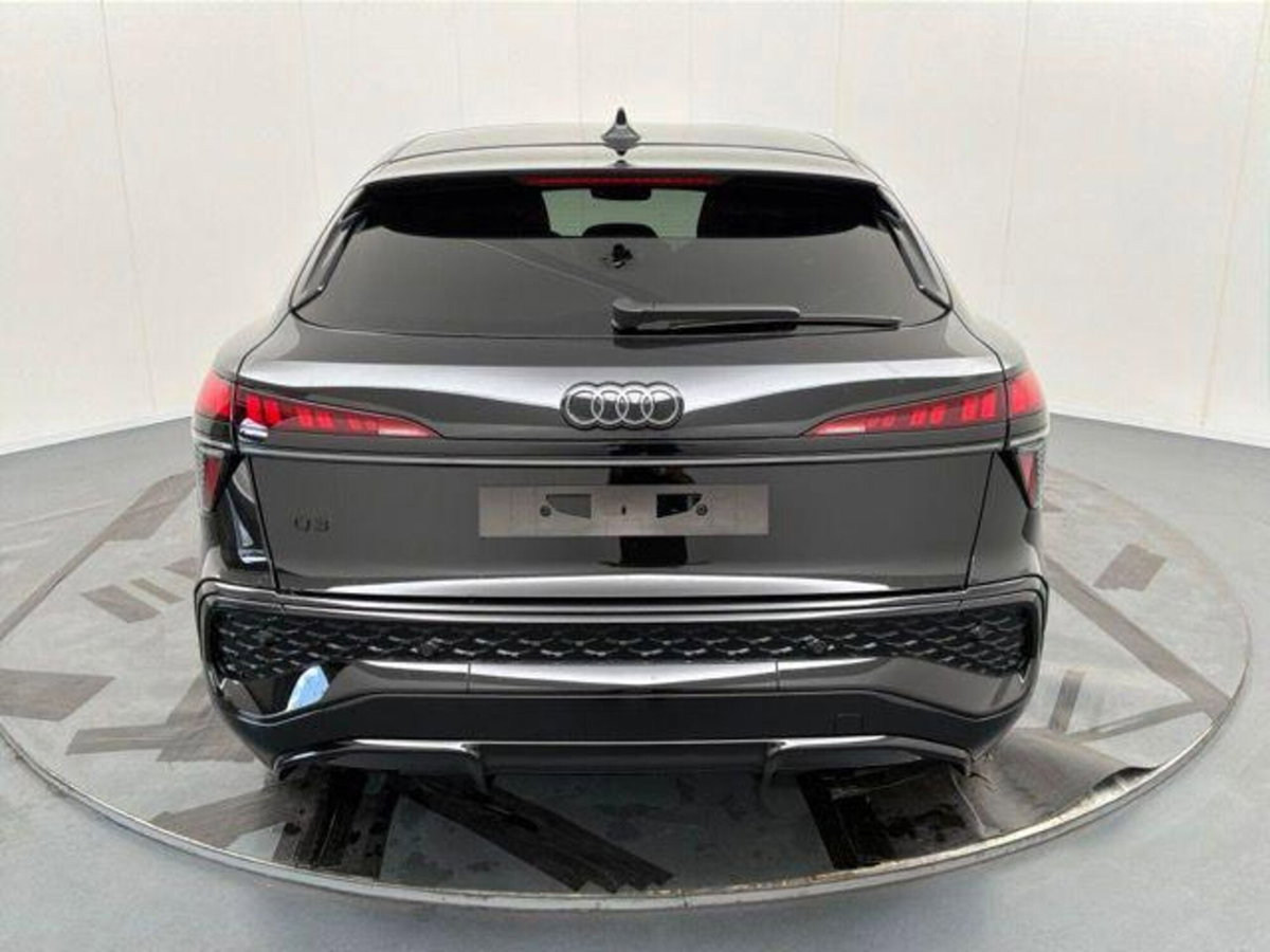 Audi Q3 Sportback 2.0 tdi S line 150cv s-tronic (3)