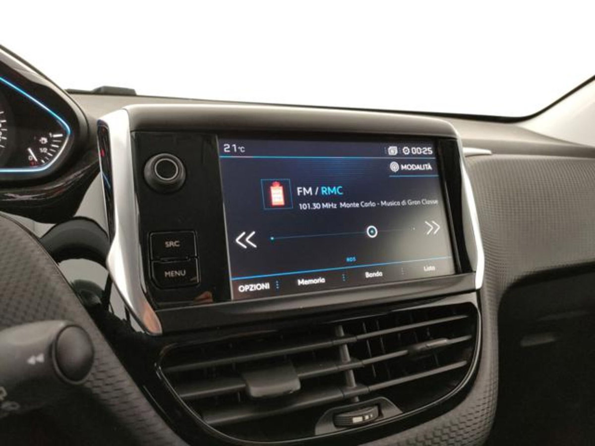Peugeot 2008 100 S&S Allure (12)