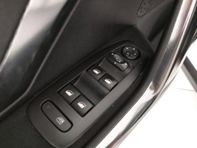 Peugeot 2008 100 S&S Allure (17)