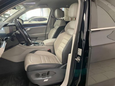 Volkswagen Touareg 3.0 V6 tdi scr R-Line Final Edition 231cv auto (12)