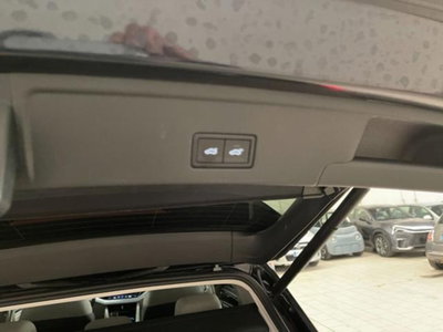 Volkswagen Touareg 3.0 V6 tdi scr R-Line Final Edition 231cv auto (17)