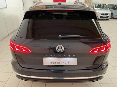 Volkswagen Touareg 3.0 V6 tdi scr R-Line Final Edition 231cv auto (4)