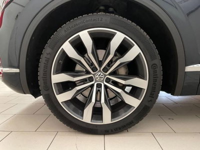 Volkswagen Touareg 3.0 V6 tdi scr R-Line Final Edition 231cv auto (8)