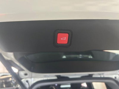 Jeep Avenger 1.2 turbo Summit fwd 100cv (10)