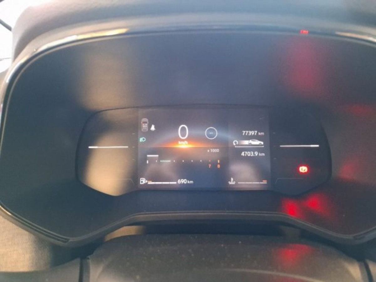 Renault Clio SCe 65 CV 5 porte Zen (3)