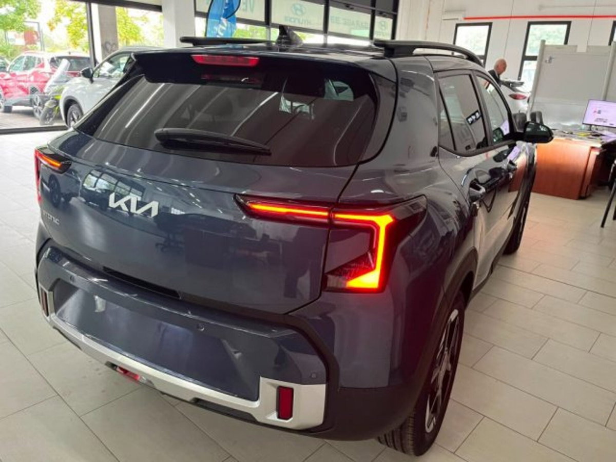 Kia Stonic 1.0 t-gdi mhev Urban 100cv dct (5)