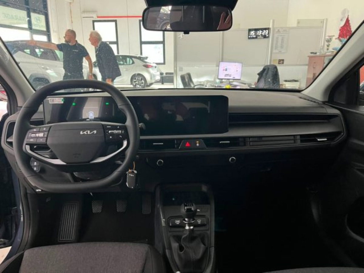 Kia Stonic 1.0 t-gdi mhev Urban 100cv dct (7)