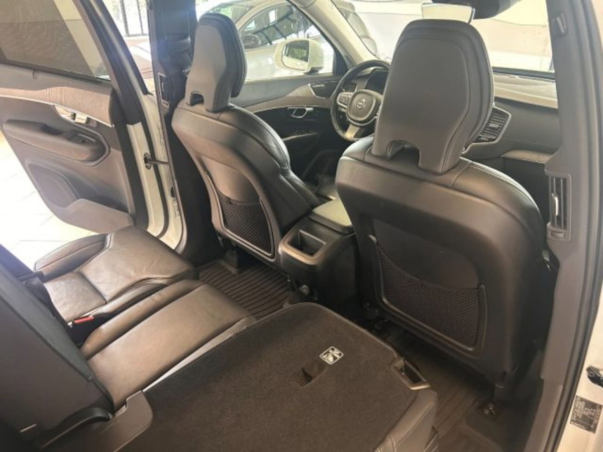 Volvo XC90 B5 (d) AWD automatico 7 posti Plus Dark (10)