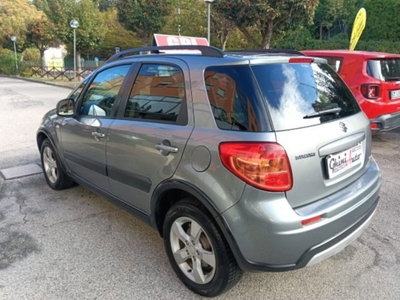 Suzuki SX4 16V 4WD Outdoor Line GLX (2)