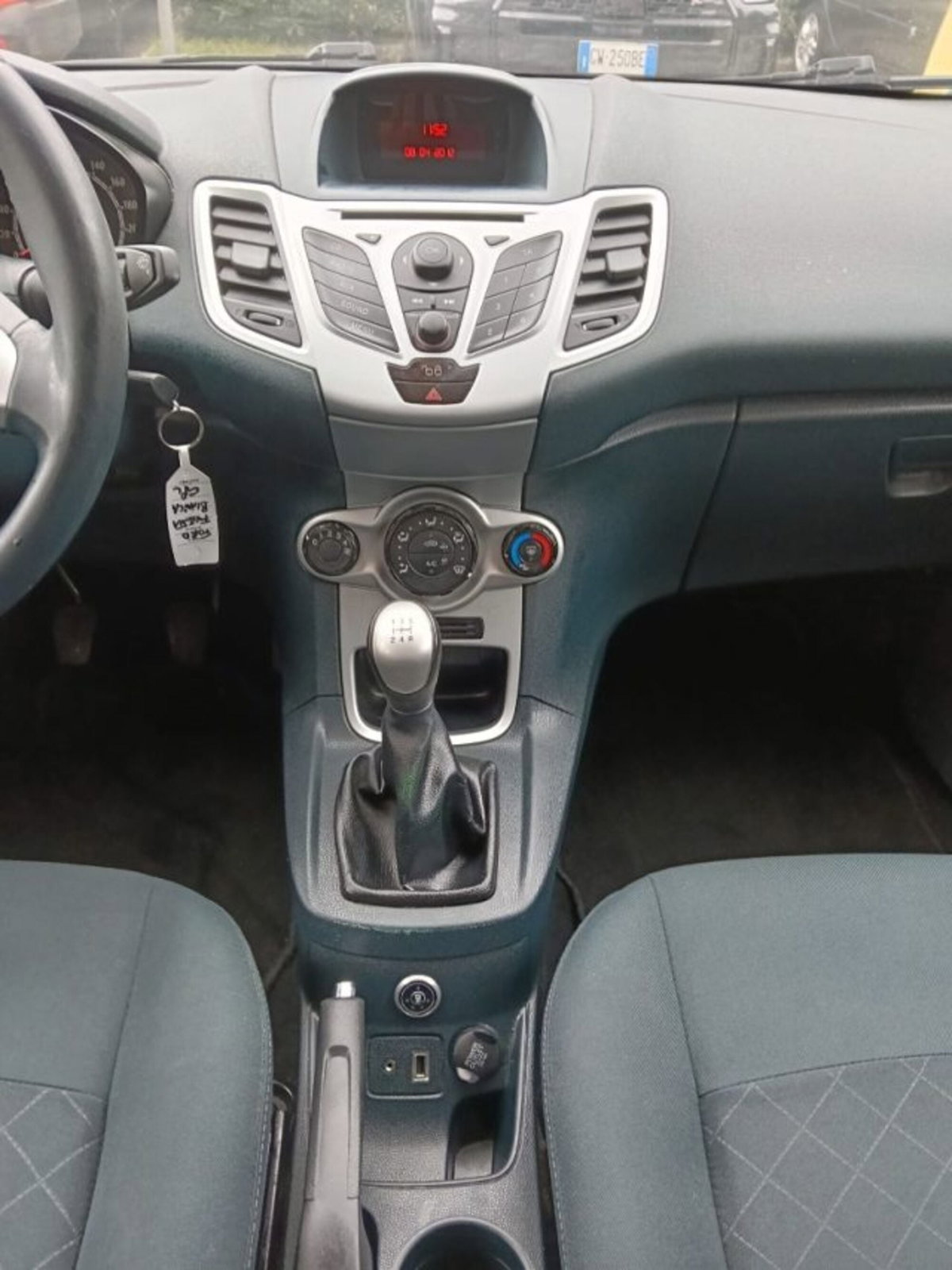 Ford Fiesta 1.4 5 porte Bz.- GPL Titanium (11)