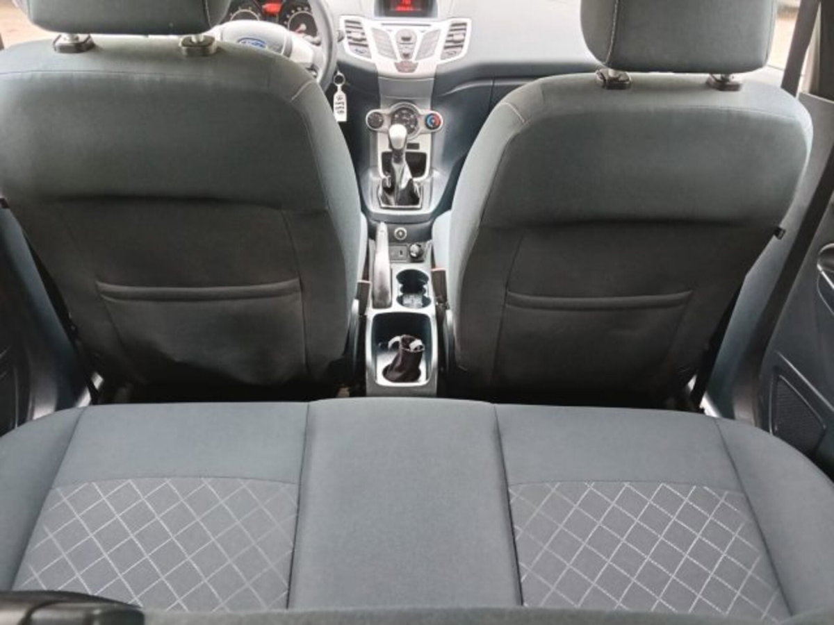 Ford Fiesta 1.4 5 porte Bz.- GPL Titanium (12)