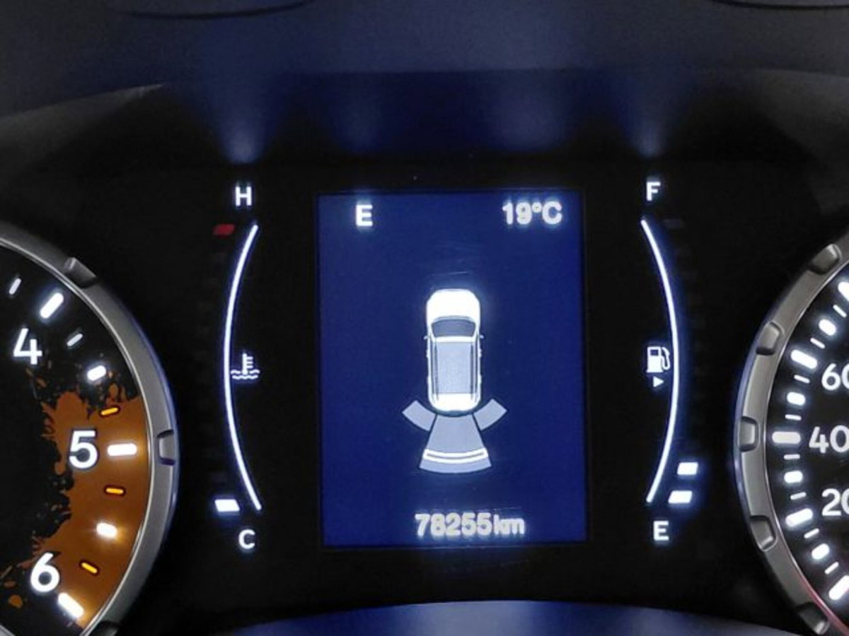 Jeep Renegade 1.6 Mjt 120 CV Longitude (12)