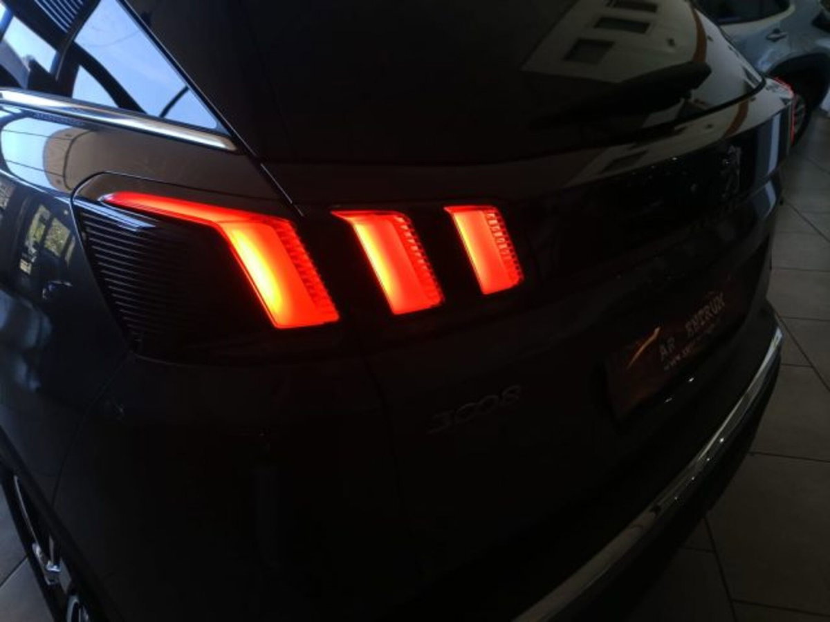 Peugeot 3008 BlueHDi 130 S&S EAT8 GT Line (18)